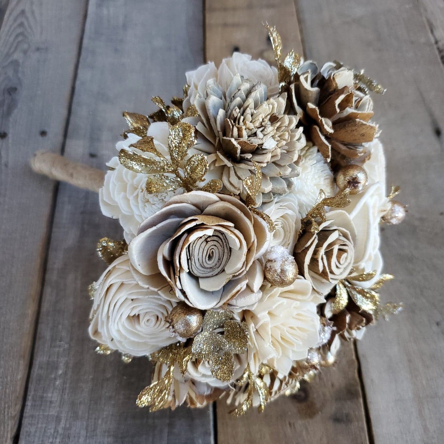 Taupe hot Champagne Gold Quinceanera Bouquet