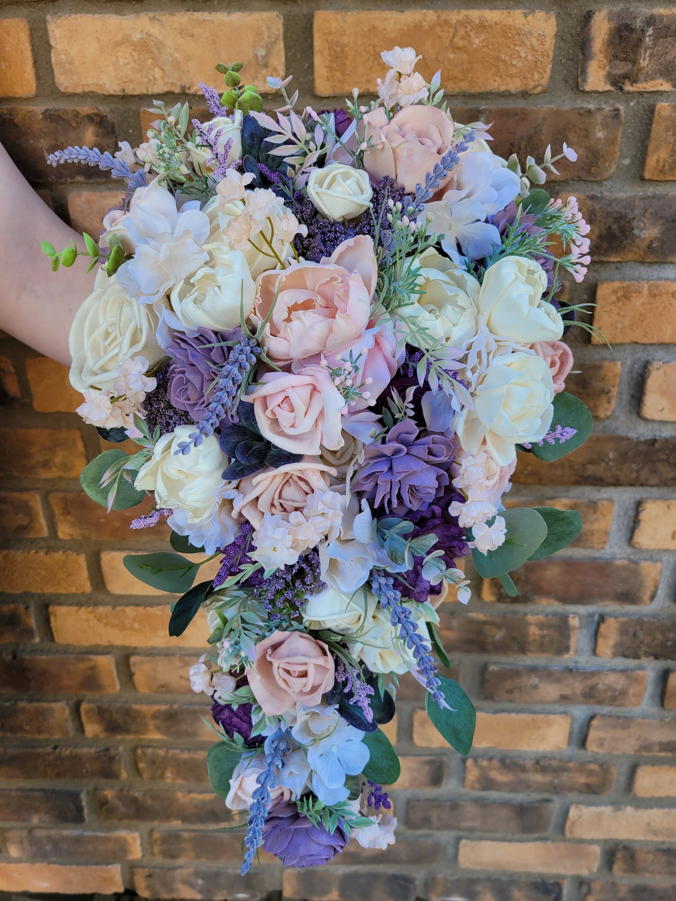 Cascading offers Bouquet Purple and Lavender